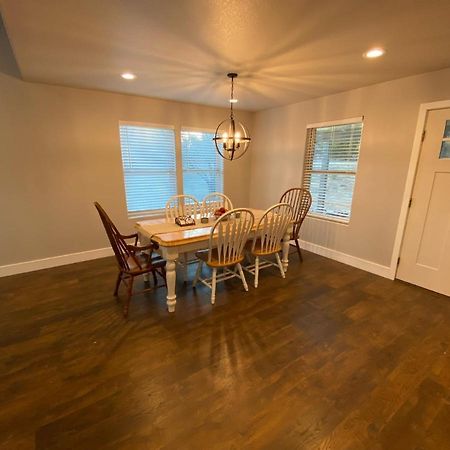 Texas Hill Country Ranch House - Great Views - Near Hidden Falls Park Smithwick エクステリア 写真
