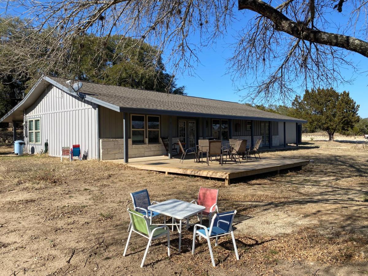Texas Hill Country Ranch House - Great Views - Near Hidden Falls Park Smithwick エクステリア 写真