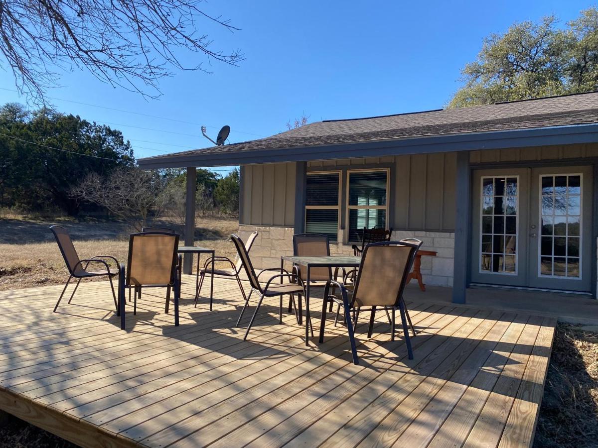 Texas Hill Country Ranch House - Great Views - Near Hidden Falls Park Smithwick エクステリア 写真